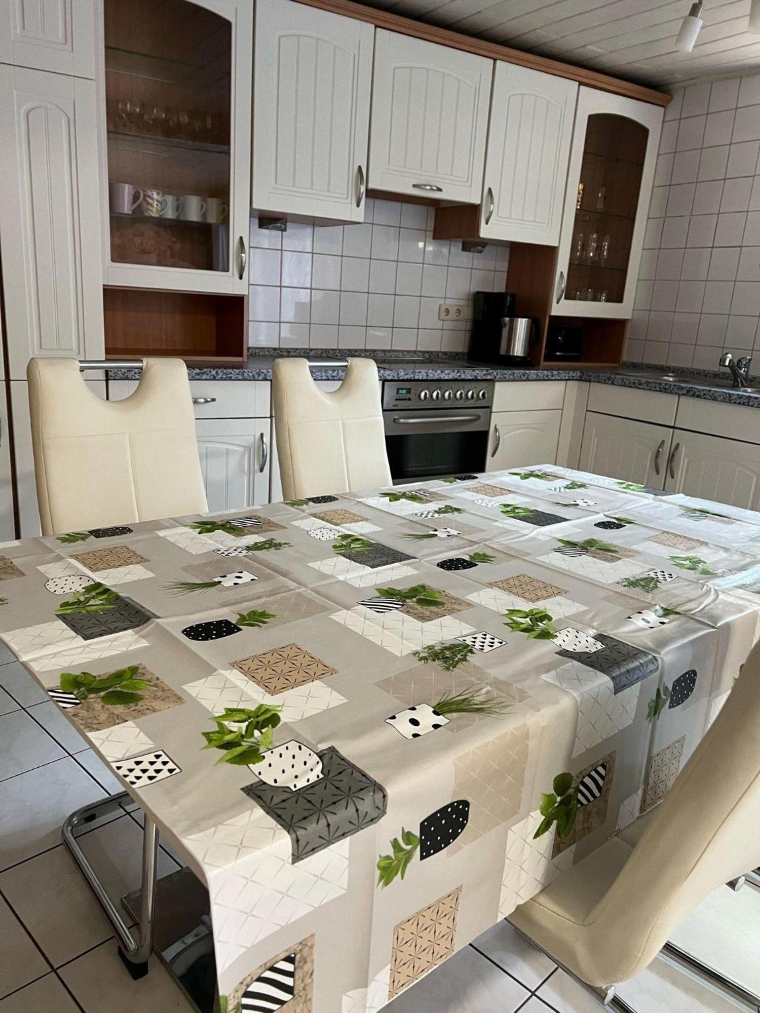 Linh'S Ferienwohnung Saarburg Ngoại thất bức ảnh