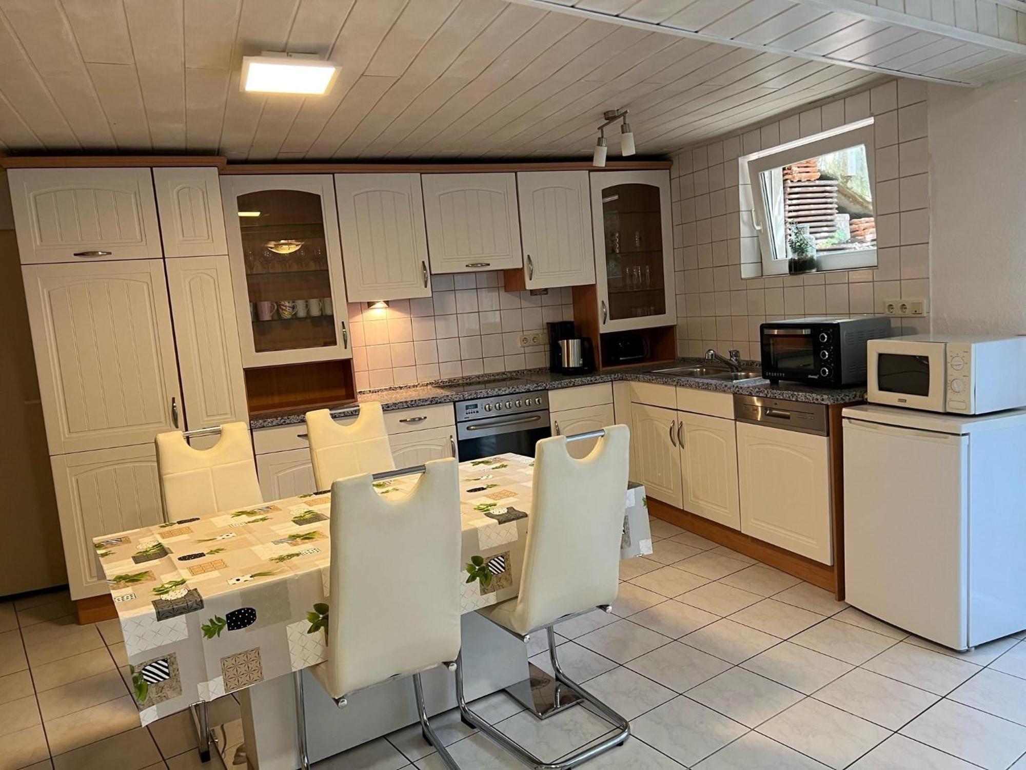 Linh'S Ferienwohnung Saarburg Ngoại thất bức ảnh